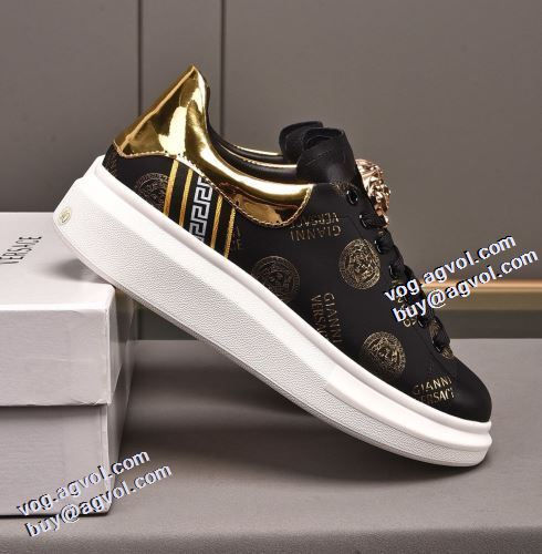 2021秋冬 ヴェルサーチVERSACE 人気販売中 フラットシューズ ヴェルサーチコピー オリジナル 透湿・防水素材採用 滑りにくい 2色可選