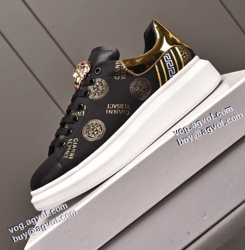 2021秋冬 ヴェルサーチVERSACE 人気販売中 フラットシューズ ヴェルサーチコピー オリジナル 透湿・防水素材採用 滑りにくい 2色可選