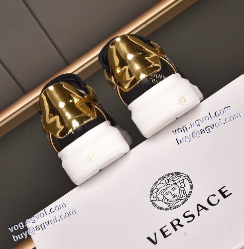 2021秋冬 ヴェルサーチVERSACE 人気販売中 フラットシューズ ヴェルサーチコピー オリジナル 透湿・防水素材採用 滑りにくい 2色可選