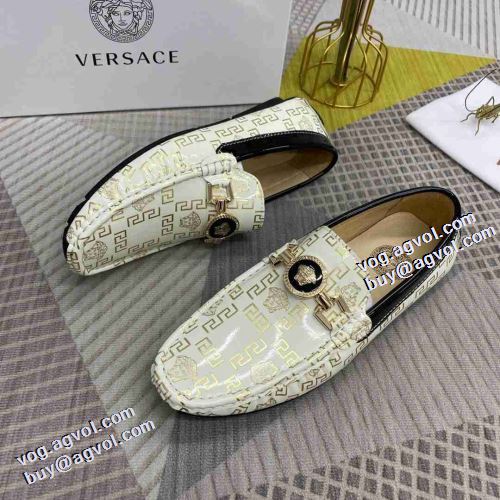 豊富なサイズ 2021秋冬 ヴェルサーチVERSACE ローファー スリップオン ヴェルサーチブランド 偽物 通販 滑りにくい 大人の雰囲気抜群