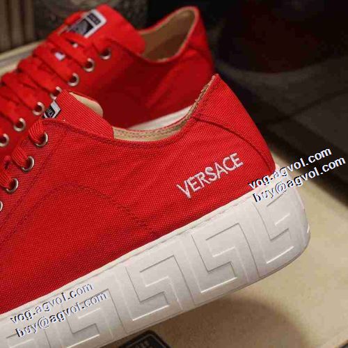 ファッション 人気 2021秋冬 ヴェルサーチVERSACE ヴェルサーチコピーブランド フラットシューズ すべり防止 バレーボールシューズ 希少価値大！