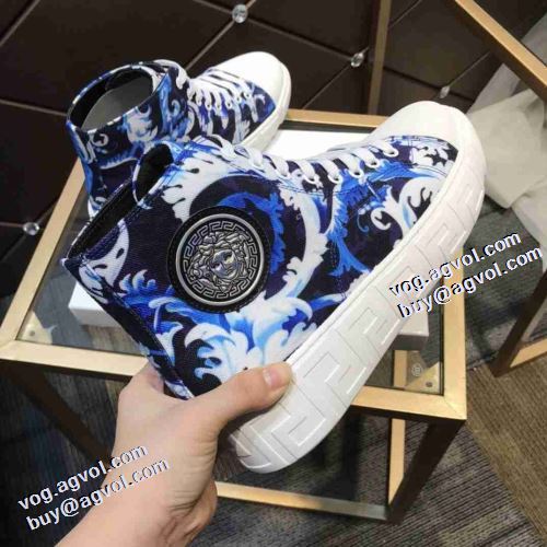 メンズ　レースアップ 高機能防滑ソール ヴェルサーチスーパーコピー 2021秋冬 ヴェルサーチVERSACE オリジナル 高級感ある 極上シューズ