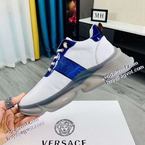 2色可選 ランニングシューズ 2021秋冬 ヴェルサーチVERSACE 選べる極上 バイカラー 高機能防滑ソール ロードジョグ ヴェルサーチスーパーコピー 激安