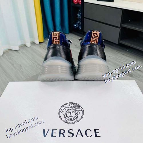 2色可選 ランニングシューズ 2021秋冬 ヴェルサーチVERSACE 選べる極上 バイカラー 高機能防滑ソール ロードジョグ ヴェルサーチスーパーコピー 激安