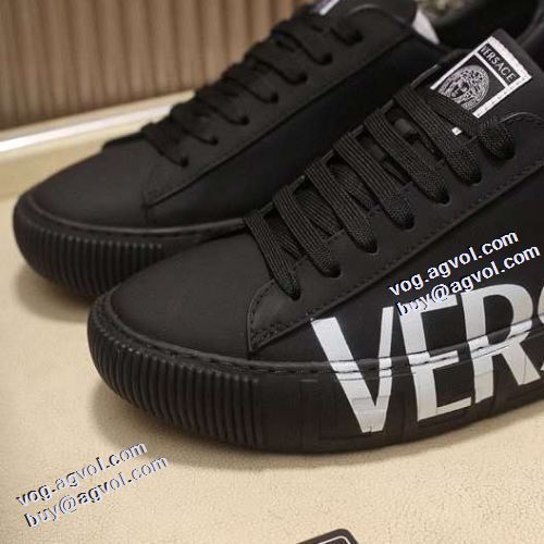 2021秋冬 ヴェルサーチVERSACE 今買い◎得 ヴェルサーチスーパーコピー フラットシューズ 3色可選 フルグレインレザー すべり防止 透湿・防水素材採用