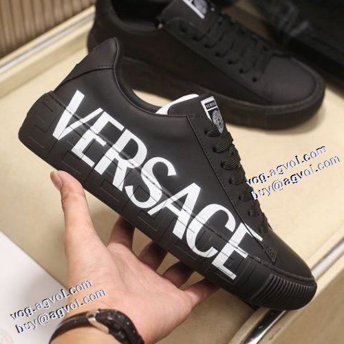 2021秋冬 ヴェルサーチVERSACE 今買い◎得 ヴェルサーチスーパーコピー フラットシューズ 3色可選 フルグレインレザー すべり防止 透湿・防水素材採用