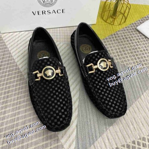 3色可選 ヴェルサーチコピー モカシンシューズ 2021秋冬 ヴェルサーチVERSACE 着脱の簡単なスリップオンタイプ ファッション 人気 お洒落に魅せる