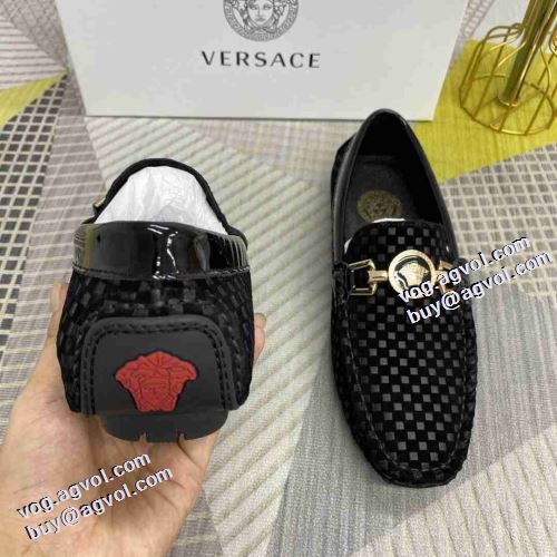 3色可選 ヴェルサーチコピー モカシンシューズ 2021秋冬 ヴェルサーチVERSACE 着脱の簡単なスリップオンタイプ ファッション 人気 お洒落に魅せる