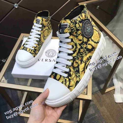 2021秋冬 ヴェルサーチVERSACE 超目玉 2色可選 靴の滑り止め ヴェルサーチスーパーコピー 激安 秋冬 大人の雰囲気抜群 ハイトップシューズ 極上シューズ