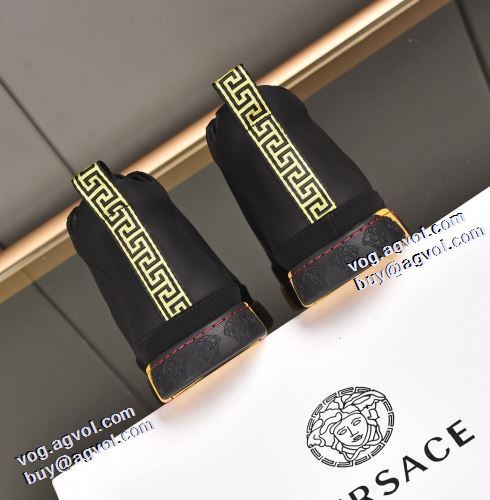 ヴェルサーチブランド 偽物 通販 2021秋冬 ヴェルサーチVERSACE 高級感ある ハイトップシューズ 2色可選 カラーソール ナチュラルな素材感 足馴染みのいい