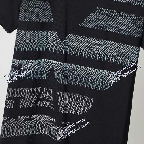  2021春夏 ARMANIコピー ブランド アルマーニ ARMANI 2色可選 めちゃくちゃお得 半袖Tシャツ