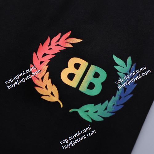  2021春夏 バレンシアガ BALENCIAGA ムダな装飾を排したデザイン 半袖Tシャツ 上下セット 2色可選 BALENCIAGAブランド コピー 