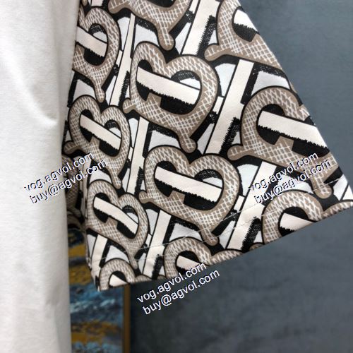  BURBERRYスーパーコピー 激安 2色可選 落ち着いた感覚 半袖シャツ バーバリー BURBERRY 2021春夏
