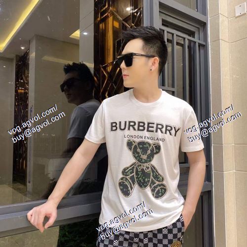  2021春夏 バーバリー BURBERRY 半袖Tシャツ BURBERRYスーパーコピー 激安 2色可選 一味違うケーブル編みが魅力満点
