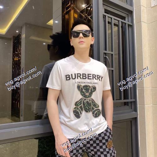  2021春夏 バーバリー BURBERRY 半袖Tシャツ BURBERRYスーパーコピー 激安 2色可選 一味違うケーブル編みが魅力満点