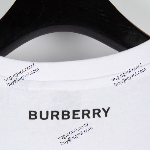 落ち着いた感覚 バーバリー BURBERRY 2色可選 BURBERRYブランドコピー 半袖Tシャツ 2021春夏