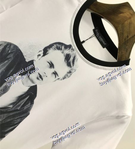 綺麗に決まるフォルム! 半袖シャツ D&Gスーパーコピー 激安 ドルチェ＆ガッバーナ Dolce&Gabbana 2021春夏 