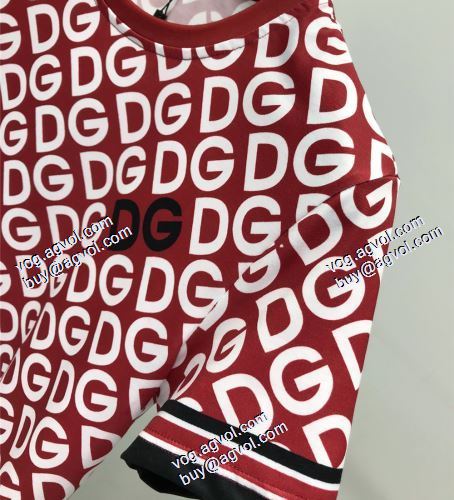 上品な輝きを放つ形 2021春 ドルチェ＆ガッバーナ Dolce&Gabbana D&Gスーパーコピー 激安 半袖シャツ 