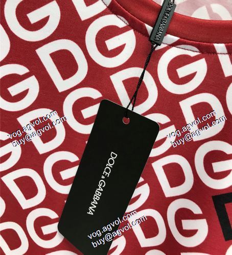 上品な輝きを放つ形 2021春 ドルチェ＆ガッバーナ Dolce&Gabbana D&Gスーパーコピー 激安 半袖シャツ 