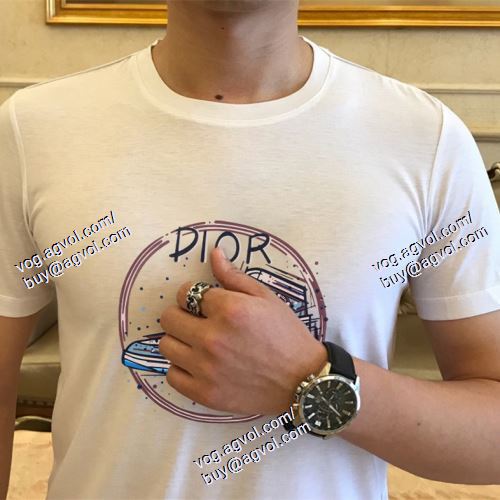  2色可選 半袖Tシャツ DIORスーパーコピー ディオール DIOR 2021春夏 スタイルアップ効果
