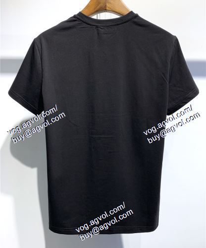  DSQUARED2ブランド 偽物 通販 2色可選 重宝するアイテム 半袖Tシャツ 2021春夏 ディースクエアード DSQUARED2