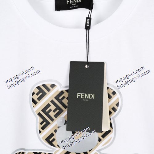 最安値に挑戦 2021春夏 FENDIブランド コピー 2色可選 半袖シャツ