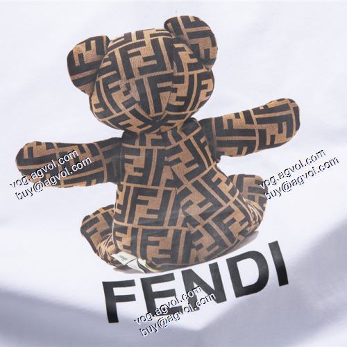 フェンディスーパーコピー 激安 選べる極上 2021春夏 フェンディ FENDI 半袖シャツ 2色可選 