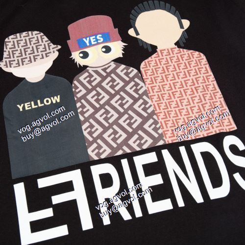  2021春夏 FENDIブランドコピー  2色可選 フェンディ FENDI  半袖シャツ ★安心★追跡付 