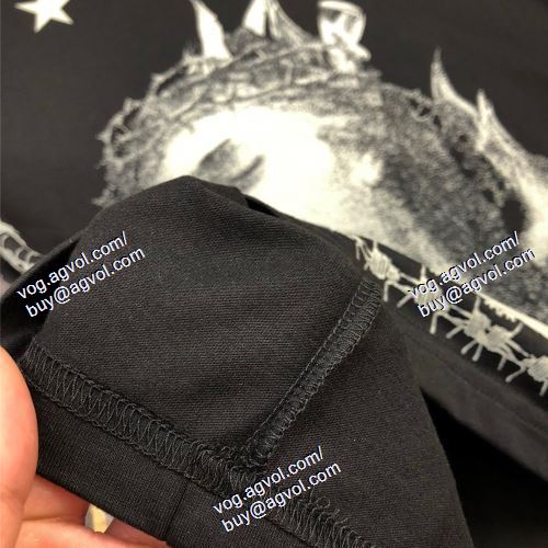 売れ筋！ GIVENCHYコピー ブランド 2021春夏 ジバンシー GIVENCHY 半袖Tシャツ 