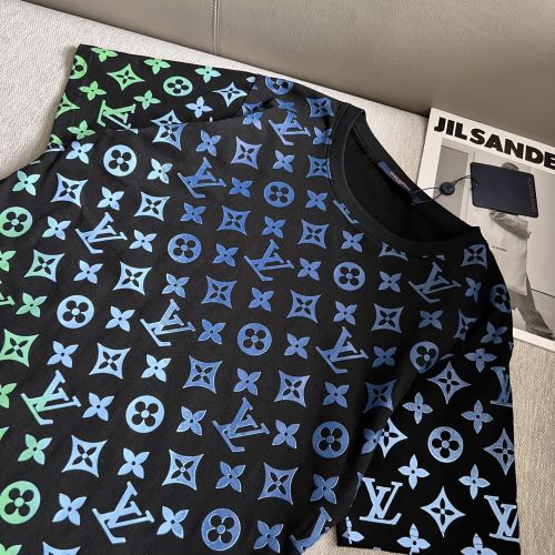 ルイ ヴィトンスーパーコピー 2022新作 半袖Tシャツ 高級感漂わせる ルイ ヴィトン LOUIS VUITTON 収縮性のある クールビズ バリエーションに富む