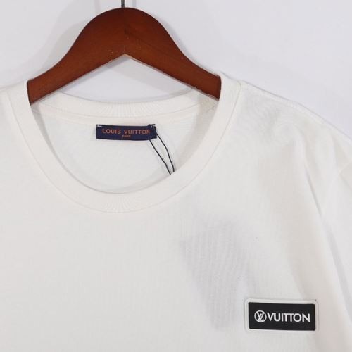 2色可選 ルイ ヴィトン LOUIS VUITTON 存在感のある ルイ ヴィトンブランドスーパーコピー 半袖Tシャツ 2022新作 レジャー 乾きやすい プリント