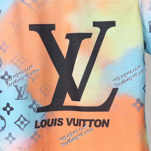 海外セレブ愛用 半袖シャツ 2021春夏 ルイ ヴィトン LOUIS VUITTON ルイ ヴィトンブランド 偽物 通販 　