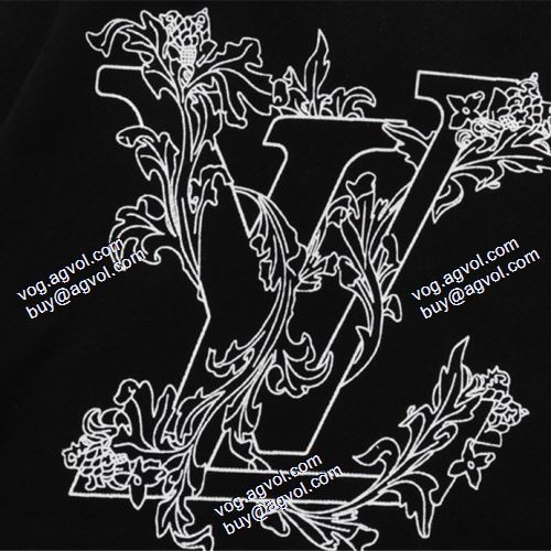 サイズ豊富 2色可選 半袖シャツ ルイ ヴィトン LOUIS VUITTON 個性的なデザ LOUIS VUITTONスーパーコピー 激安 
