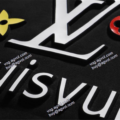 LOUIS VUITTON偽物ブランド 2色可選 2021春夏 スタイリッシュな印象 ルイ ヴィトン LOUIS VUITTON  半袖シャツ