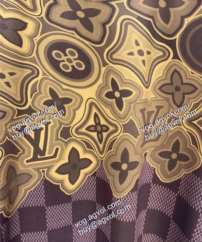  2021春夏 半袖Tシャツ LOUIS VUITTONコピー 首胸ロゴ ルイ ヴィトン LOUIS VUITTON