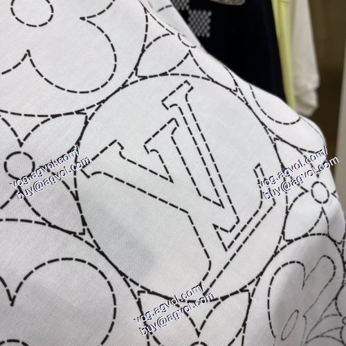  LOUIS VUITTONスーパーコピー 2色可選 半袖Tシャツ ルイ ヴィトン LOUIS VUITTON 2021春夏 存在感のある