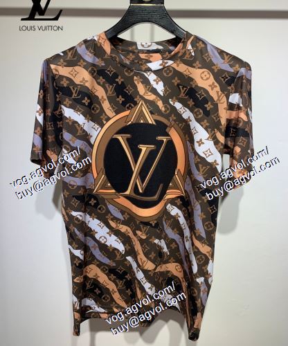  2021春夏 LOUIS VUITTONコピーブランド 半袖Tシャツ ムダな装飾を排したデザイン ルイ ヴィトン LOUIS VUITTON  