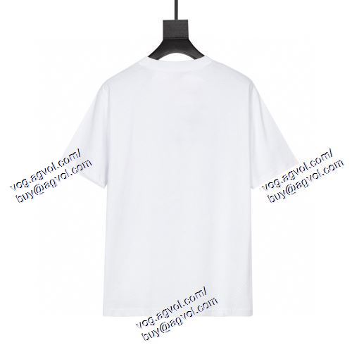  ルイ ヴィトン LOUIS VUITTON スタイリッシュな印象 LOUIS VUITTONブランドスーパーコピー 2021春夏 2色可選 半袖Tシャツ