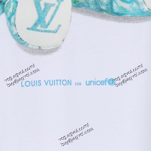  ルイ ヴィトン LOUIS VUITTON スタイリッシュな印象 LOUIS VUITTONブランドスーパーコピー 2021春夏 2色可選 半袖Tシャツ