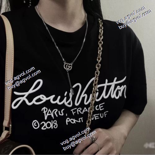 半袖Tシャツ ルイ ヴィトンコピー 大好評 男女兼用 2色可選 優しいフィット感 2021春夏 ルイ ヴィトン LOUIS VUITTON