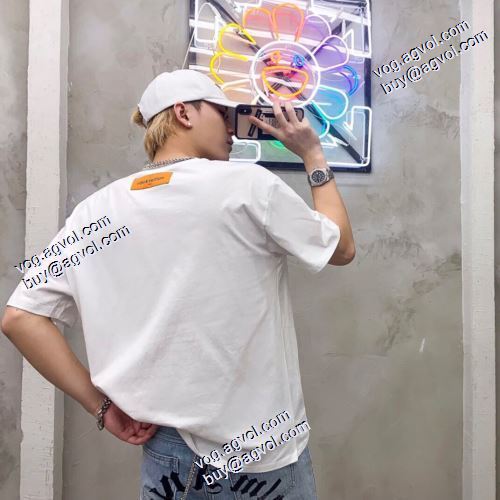 半袖Tシャツ ルイ ヴィトンコピー 大好評 男女兼用 2色可選 優しいフィット感 2021春夏 ルイ ヴィトン LOUIS VUITTON