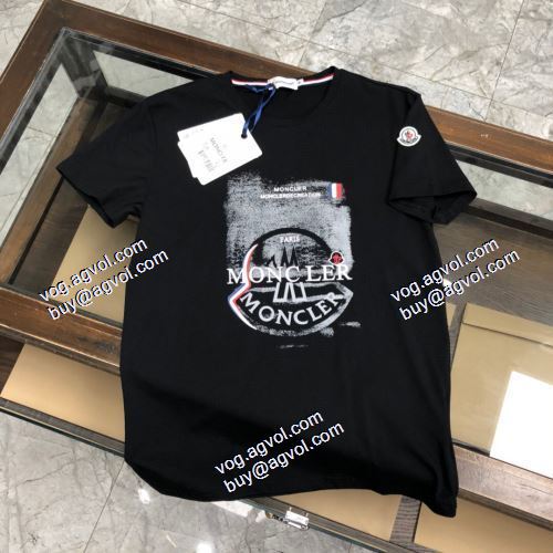  MONCLER偽物ブランド  絶大な人気を誇る  2色可選 半袖シャツ  2021春夏  モンクレール MONCLER