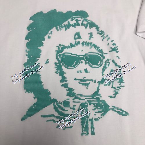  落ち着いた感覚  2色可選 半袖シャツ  モンクレール MONCLER   2021春夏  MONCLERスーパーコピー 激安