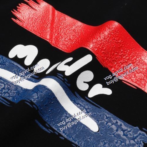  大人っぼい  MONCLERコピーブランド  2021春夏  半袖シャツ  モンクレール MONCLER  2色可選