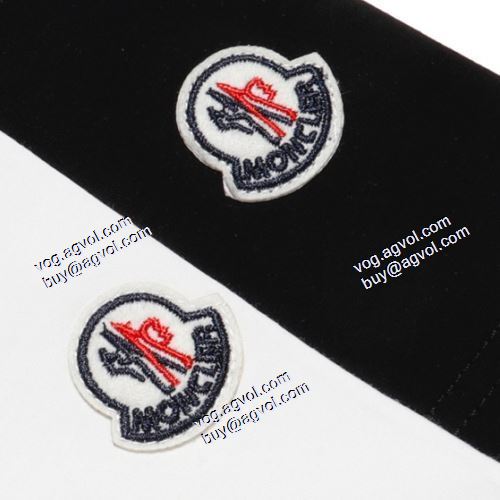  大人っぼい  MONCLERコピーブランド  2021春夏  半袖シャツ  モンクレール MONCLER  2色可選