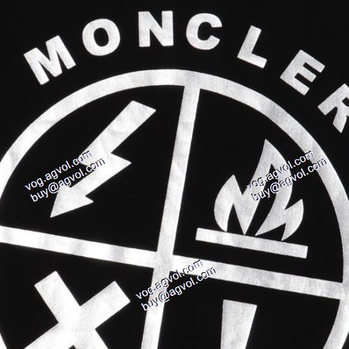  モンクレール MONCLER  2色可選  2021春夏  半袖シャツ  大好評  2色可選  MONCLERブランド 偽物 通販