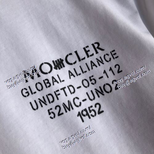  MONCLERコピー ブランド 2021春夏 格安！ 半袖Tシャツ 2色可選 モンクレール MONCLER