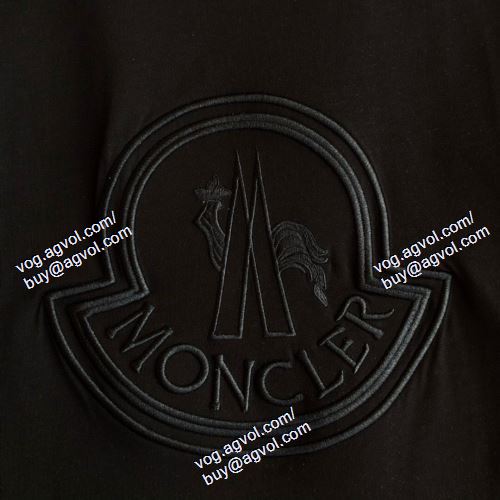  モンクレール MONCLER 値下げ！ 半袖Tシャツ 2色可選 MONCLERブランド 偽物 通販 2021春夏
