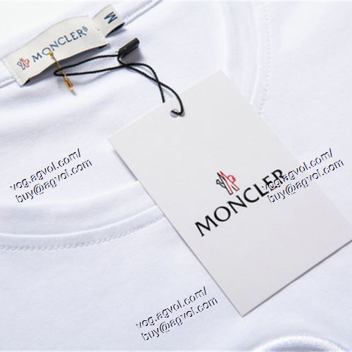  モンクレール MONCLER 半袖Tシャツ 3色可選 2021春夏 MONCLERブランド コピー 落ち着いた感覚