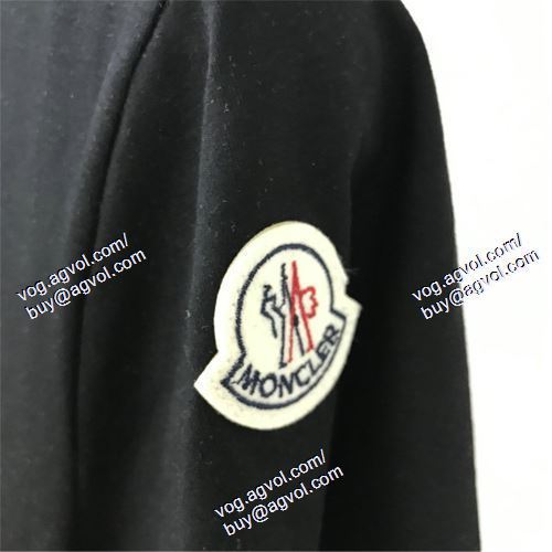  MONCLERスーパーコピー モンクレール MONCLER 大人っぼい 半袖Tシャツ 2色可選 2021春夏